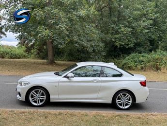 BMW 2 SERIES 2.0 220i M Sport Coupe 2dr Petrol Auto Euro 6 (s/s) (184 ps)