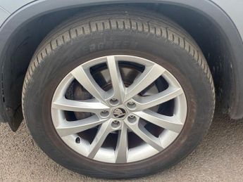 SKODA KODIAQ 2.0 TDI SE SUV 5dr Diesel DSG 4WD Euro 6 (s/s) (7 Seat) (150 ps)