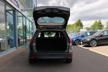 FORD FOCUS 1.6 TDCi Zetec Estate 5dr Diesel Manual Euro 5 (s/s) (115 ps)