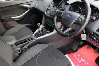 FORD FOCUS 1.6 TDCi Zetec Estate 5dr Diesel Manual Euro 5 (s/s) (115 ps)