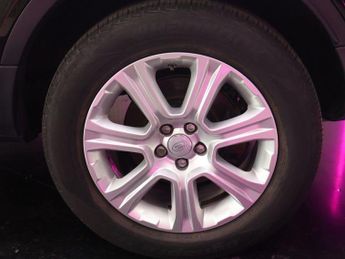 LAND ROVER RANGE ROVER EVOQUE 2.0 TD4 SE Tech SUV 5dr Diesel Auto 4WD Euro 6 (s/s) (180 ps)