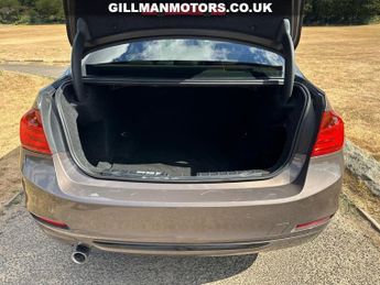 BMW 3 SERIES 2.0 320d Luxury Saloon 4dr Diesel Auto Euro 5 (s/s) (184 ps)