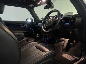 MINI Electric Hatch Cooper SE 32.6kWh Level 3 Hatchback 3dr Electric Auto (184 ps)