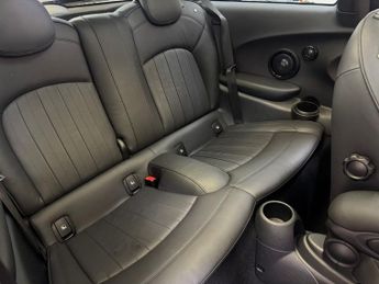 MINI Electric Hatch Cooper SE 32.6kWh Level 3 Hatchback 3dr Electric Auto (184 ps)