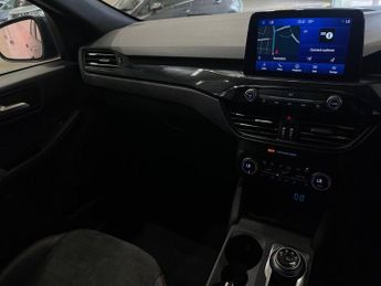 FORD KUGA 2.5 Duratec 14.4kWh ST-Line X Edition SUV 5dr Petrol Plug-in Hyb