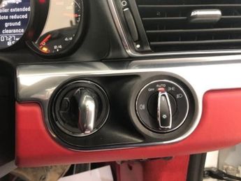 PORSCHE 911 3.8T 991 Turbo Coupe 2dr Petrol PDK 4WD Euro 6 (520 ps)