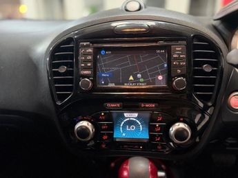 NISSAN JUKE 1.6 N-Connecta SUV 5dr Petrol XTRON Euro 6 (117 ps)
