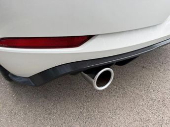 VOLKSWAGEN GOLF 2.0 TSI GPF GTI Performance Hatchback 5dr Petrol DSG Euro 6 (s/s