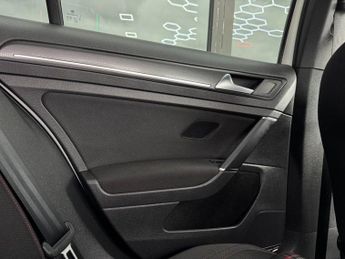 VOLKSWAGEN GOLF 2.0 TSI GPF GTI Performance Hatchback 5dr Petrol DSG Euro 6 (s/s