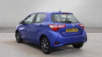 TOYOTA YARIS 1.5 VVT-i Icon Tech Hatchback 5dr Petrol CVT Euro 6 (111 ps)