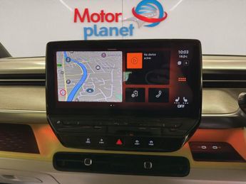 VOLKSWAGEN ID. BUZZ Pro 77kWh 1ST Edition MPV 5dr Electric Auto (204 ps)