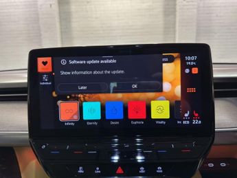VOLKSWAGEN ID. BUZZ Pro 77kWh 1ST Edition MPV 5dr Electric Auto (204 ps)