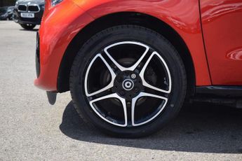 SMART FORFOUR 17.6kWh Premium Hatchback 5dr Electric Auto (22kW Charger) (82 p