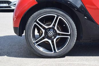 SMART FORFOUR 17.6kWh Premium Hatchback 5dr Electric Auto (22kW Charger) (82 p