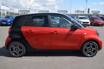 SMART FORFOUR 17.6kWh Premium Hatchback 5dr Electric Auto (22kW Charger) (82 p