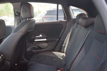 MERCEDES-BENZ GLA 1.3 GLA200 AMG Line (Premium) SUV 5dr Petrol 7G-DCT Euro 6 (s/s)