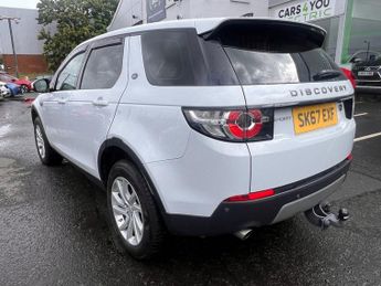 LAND ROVER DISCOVERY SPORT 2.0 TD4 SE Tech SUV 5dr Diesel Auto 4WD Euro 6 (s/s) (180 ps)