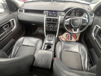LAND ROVER DISCOVERY SPORT 2.0 TD4 SE Tech SUV 5dr Diesel Auto 4WD Euro 6 (s/s) (180 ps)