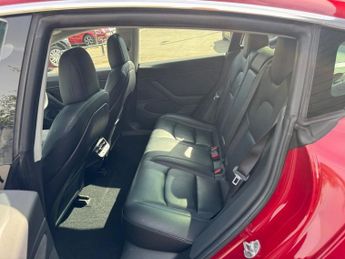 TESLA Model 3 (Dual Motor) Long Range Saloon 4dr Electric Auto 4WDE 