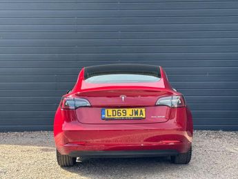 TESLA Model 3 (Dual Motor) Long Range Saloon 4dr Electric Auto 4WDE 
