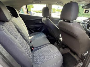 VAUXHALL MOKKA 1.4i Turbo Exclusiv SUV 5dr Petrol Auto 2WD Euro 6 (140 ps)