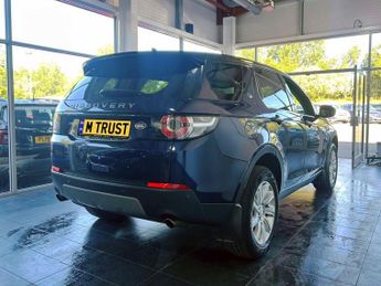 LAND ROVER DISCOVERY SPORT 2.0 TD4 SE Tech SUV 5dr Diesel Auto 4WD Euro 6 (s/s) (180 ps) FU