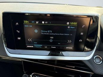 PEUGEOT E-2008 50kWh Active Premium + SUV 5dr Electric Auto (7kW Charger) (136 