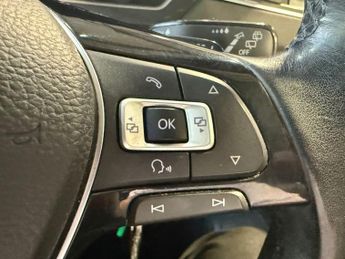 VOLKSWAGEN TIGUAN 2.0 TSI BlueMotion Tech SEL SUV 5dr Petrol DSG 4Motion Euro 6 (s