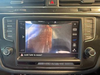 VOLKSWAGEN TIGUAN 2.0 TSI BlueMotion Tech SEL SUV 5dr Petrol DSG 4Motion Euro 6 (s