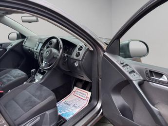 VOLKSWAGEN TIGUAN 2.0 TDI BlueMotion Tech Match Edition SUV 5dr Diesel DSG 4WD Eur