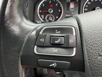 VOLKSWAGEN TIGUAN 2.0 TDI BlueMotion Tech Match Edition SUV 5dr Diesel DSG 4WD Eur