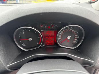 FORD MONDEO 1.6 TDCi ECOnetic Zetec Business Edition Hatchback 5dr Diesel Ma