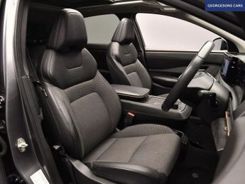 NISSAN ARIYA 63kWh Advance SUV 5dr Electric Auto 7.4kW Charger (217 ps)