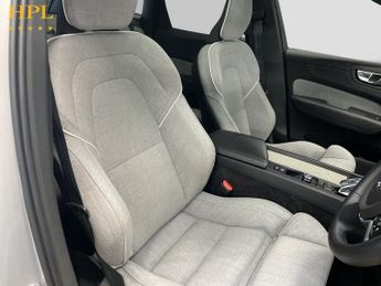 VOLVO XC60 2.0h T8 Recharge 18.8kWh Ultimate Dark SUV 5dr Petrol Plug-in Hy