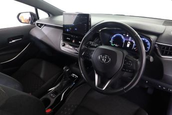 TOYOTA COROLLA 1.8 VVT-h Icon Touring Sports CVT Euro 6 (s/s) 5dr