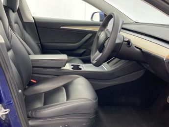 TESLA Model 3 (Dual Motor) Long Range Saloon 4dr Electric Auto 4WDE (346 ps)