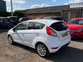 FORD FIESTA 1.0T EcoBoost Titanium Hatchback 5dr Petrol Manual Euro 6 (s/s) 