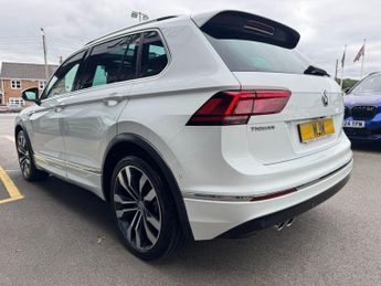 VOLKSWAGEN TIGUAN 2.0 TDI R-Line Tech SUV 5dr Diesel DSG 4Motion Euro 6 (s/s) (150