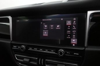 PORSCHE MACAN 3.0T V6 S SUV 5dr Petrol PDK 4WD Euro 6 (s/s) (354 ps)