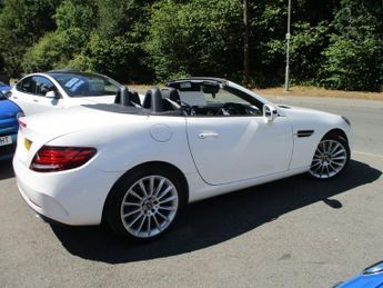 MERCEDES-BENZ SLC 1.6 SLC180 AMG Line Convertible 2dr Petrol G-Tronic Euro 6 (s/s)