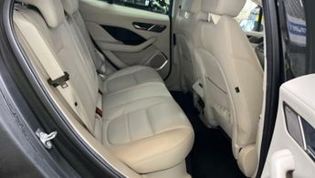 JAGUAR I-PACE 400 90kWh HSE SUV 5dr Electric Auto 4WD (400 ps)