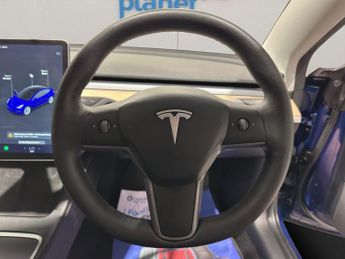 TESLA Model 3 (Dual Motor) Long Range Saloon 4dr Electric Auto 4WDE (346 ps)