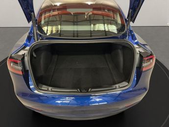 TESLA Model 3 (Dual Motor) Long Range Saloon 4dr Electric Auto 4WDE (346 ps)