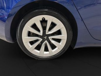 TESLA Model 3 (Dual Motor) Long Range Saloon 4dr Electric Auto 4WDE (346 ps)
