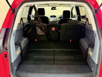 FORD GRAND C-MAX 1.6 TDCi Titanium MPV 5dr Diesel Manual Euro 5 (115 ps)