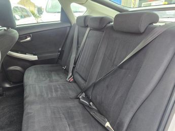 TOYOTA PRIUS AUTOMATIC 1.5 Saloon 4dr Petrol Hybrid CVT (120 g/km, 70 bhp)