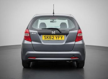 HONDA JAZZ 1.4 i-VTEC ES Hatchback 5dr Petrol CVT Euro 5 (99 ps)
