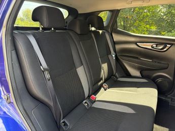 NISSAN QASHQAI 1.5 dCi Acenta SUV 5dr Diesel Manual Euro 6 (s/s) (110 ps)