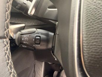 PEUGEOT 3008 1.6 PureTech Allure SUV 5dr Petrol EAT Euro 6 (s/s) (180 ps)