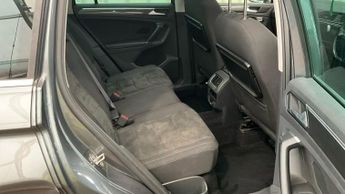 VOLKSWAGEN TIGUAN 2.0 TSI BlueMotion Tech SEL SUV 5dr Petrol DSG 4Motion Euro 6 (s